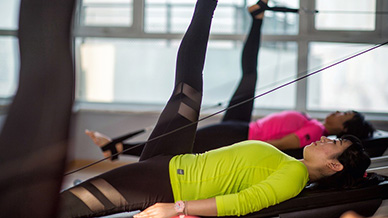 Le Pilates pourrait-il soulager certains symptômes de votre SEP ?